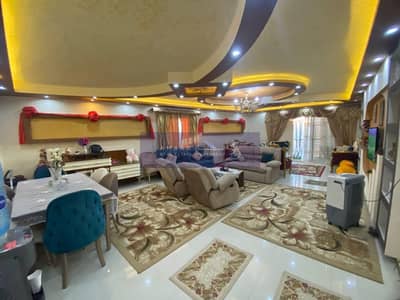 شقة سكنية للبيع في محرم بك – 200م²