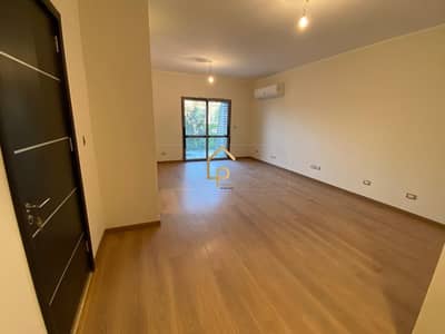 Apartment for rent in Beverly Hills Zayed Westown