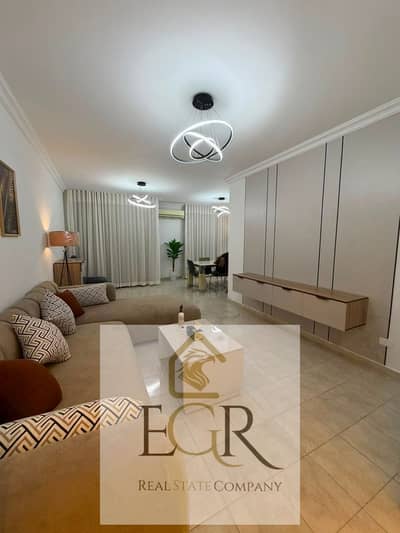 Furnished apartment for rent in Al-Rehab, first residence, ground floor with a garden in the finest locations of Al-Rehab, next to Abu Bakr Al-Siddiq Mosque and gate 19, and steps to the eastern side.