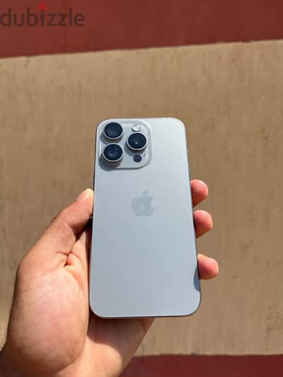 آبل - آيفون 15 برو