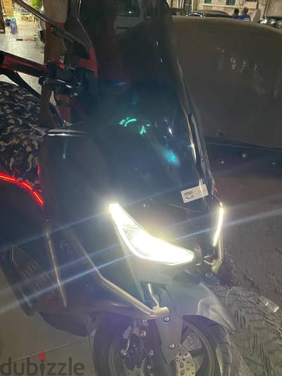 اسكوتر هوجن NMAX200