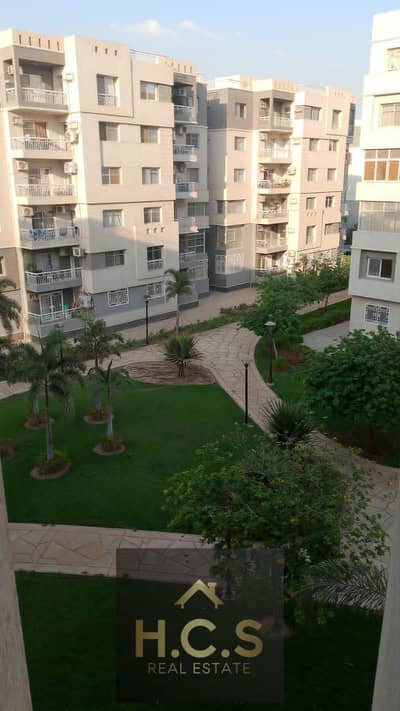 Apartment 116m - for sale in Madinaty in phase B10 3 bedrooms + 2 bathrooms + 2 terraces + kitchen, third floor, garden view, very close to services and the mosque. The apartment has all facilities: electricity, water, and gas. Required 6,500,000