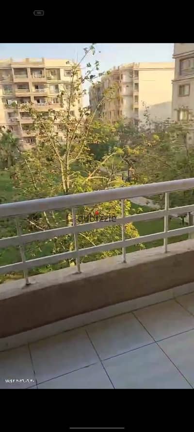 Apartment for rent under the old rent law in Madinaty, B6.