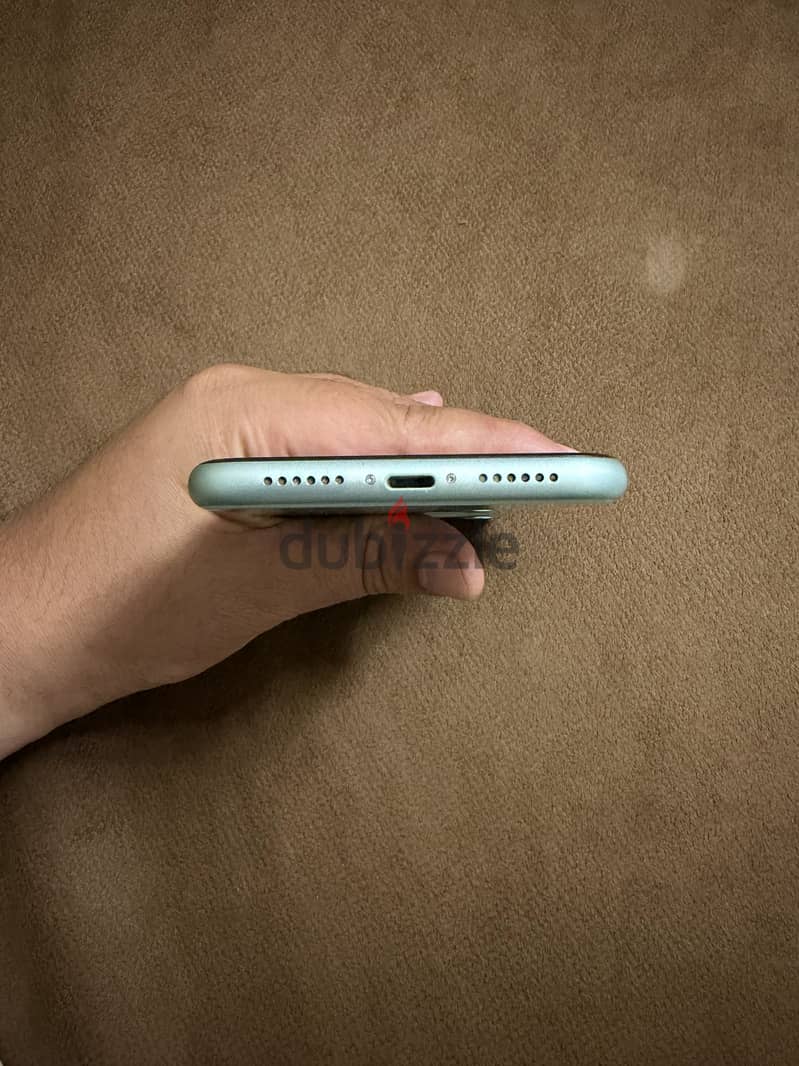 Apple - iPhone 11 1