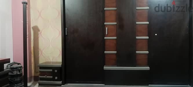 غرفة نوم كاملة مستعملة بحالة جيدة جدا