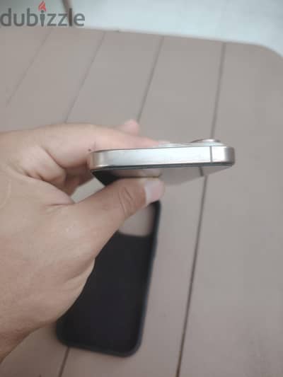 آبل - آيفون 16 برو