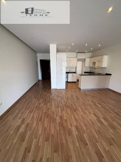 آي فيلا بحديقة للإيجار نصف مفروشة في Mountain View Hyde Park القاهرة الجديدة 279م 3 غرف نوم 4 حمامات