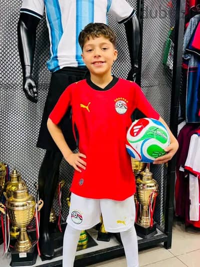 طقم منتخب مصر الجديد