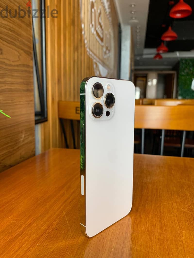 Apple - iPhone 13 Pro Max 2