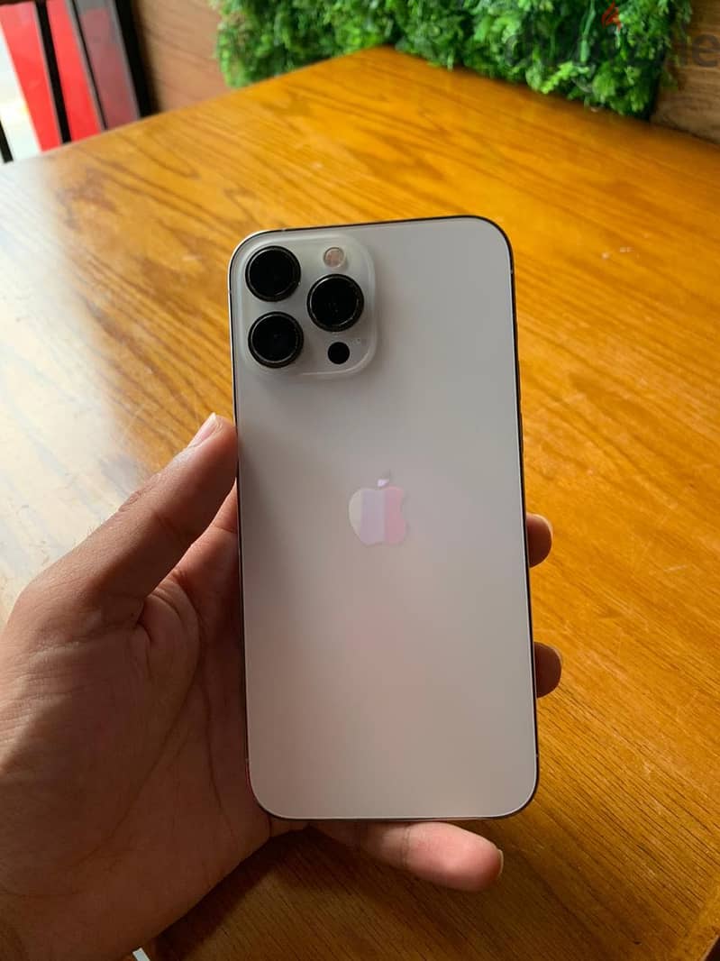Apple - iPhone 13 Pro Max 4