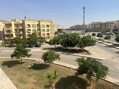 شقة للبيع بمدينة الشروق – 191 م² – موقع مميز بالقرب من مدينت