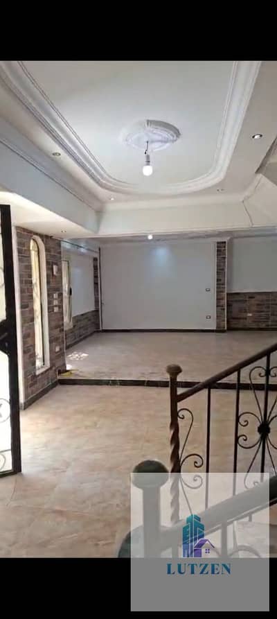 420 SQM Duplex for Sale in Yasmeen Villas with 150 SQM Private Garden, 6 Bedrooms, Private Entrance, 2 Parking Spaces and Legal Documents