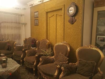 شقة للايجار قانون جديد خلف مستشفي السرايا امام جرين بلازا توب هاوس