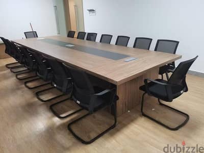 طاولة اجتماعات ترابيزة اجتماعات متوفر جميع المقاسات والالوان والاشكال