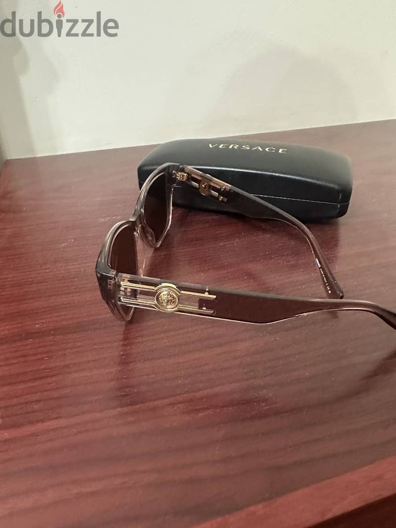 Sunglass 2