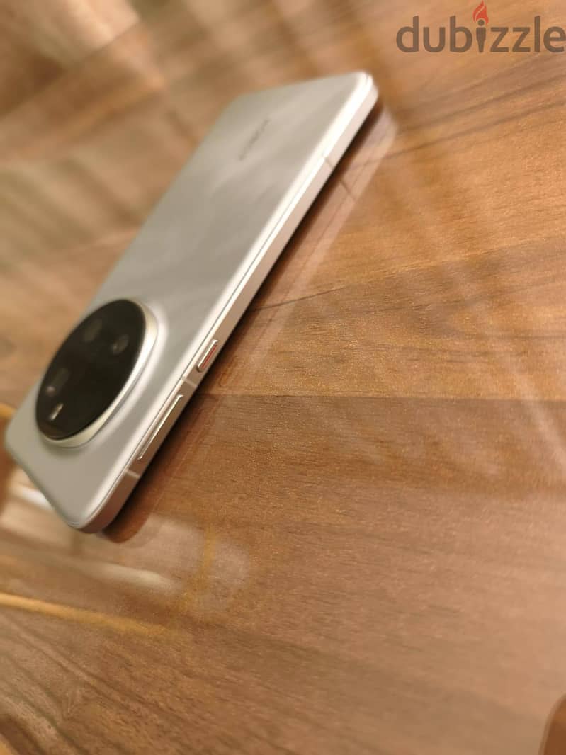Honor Magic7 Pro 4