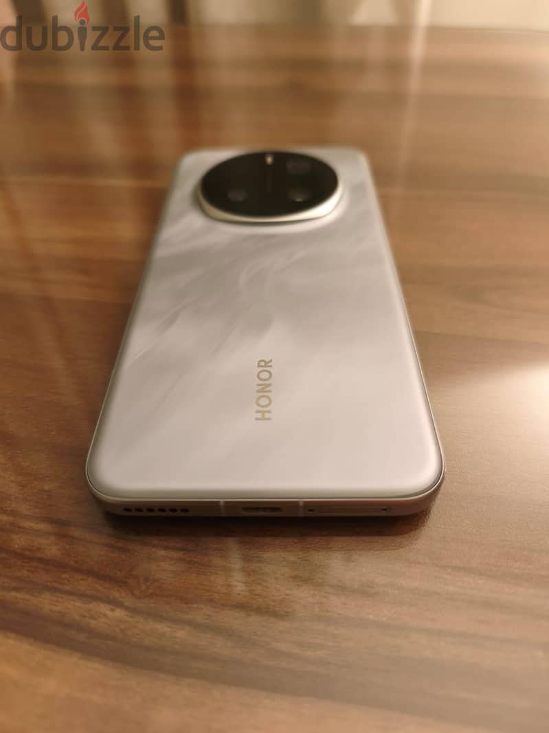 Honor Magic7 Pro 5