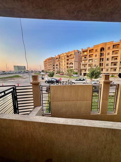 Apartment for sale in Lotus, Fifth Settlement, front view, steps from 90th Street, in a prime location