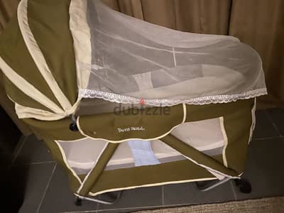 Baby bed (petit Bebe)