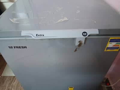 ديب فريزر فريش أفقي FDF-220 Extra  سعة 180 لتر - سيلفر