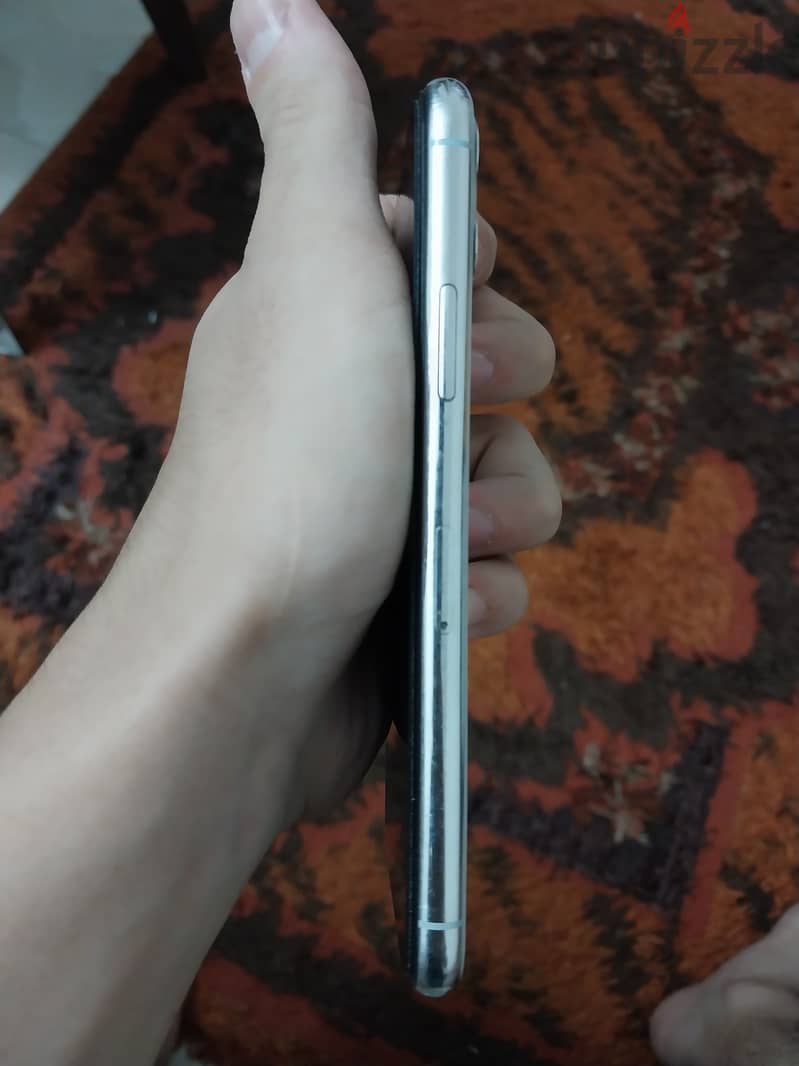 IPhone 11 pro 256g 4