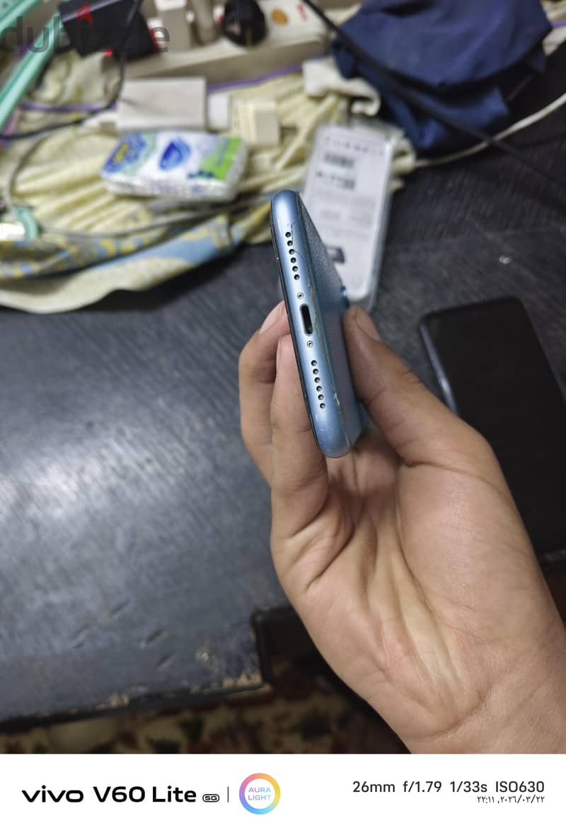 Apple - iPhone XR 3