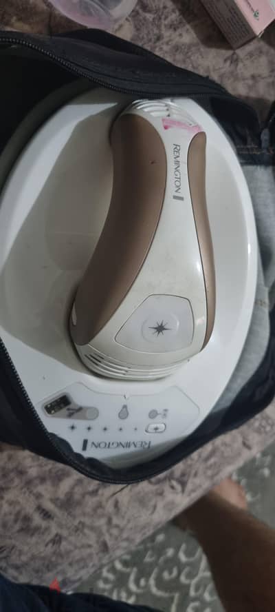 Remington i-Light PRO جهاز إزالة الشعر بنظام (IPL)
