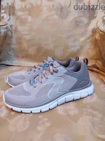 Skechers sketchers سكيتشرز جديد مقاس 44