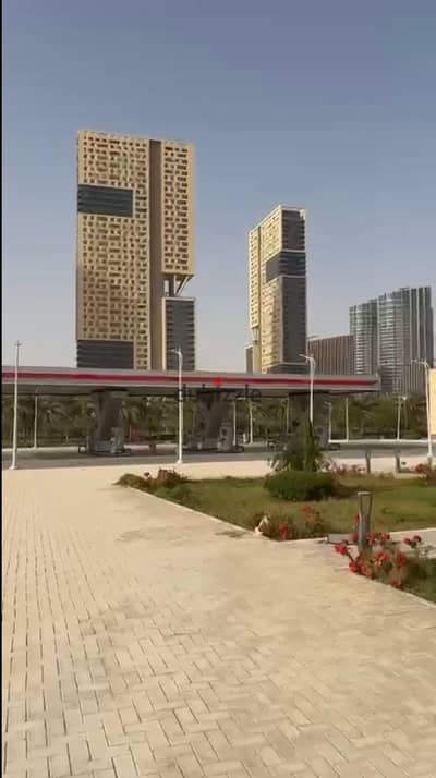 للإيجار – فرصة استثمارية مميزة داخل محطة شيل أوت بالعاصمة الإداريه محل للإيجار بمحطه بنزينه شيل اوت العاصمه الاداريه ريصلح لبعض الانشطه