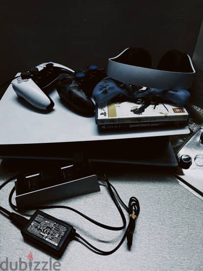 PS5 disc edition for sale - سوني بلايستيشن ٥ للبيع بعلبته