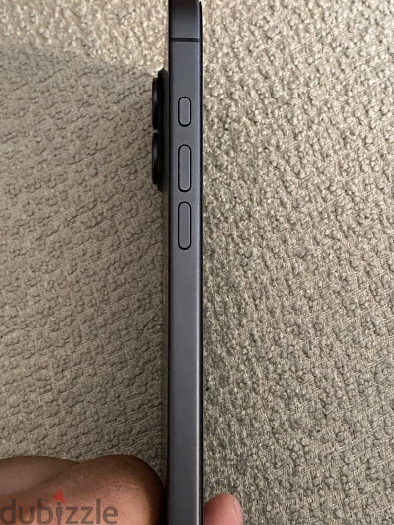 Apple - iPhone 17 2