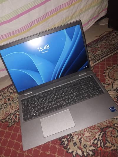 Dell Precision 3561 i7-11800H جيل 11 - RAM 16GB - SSD 512GB