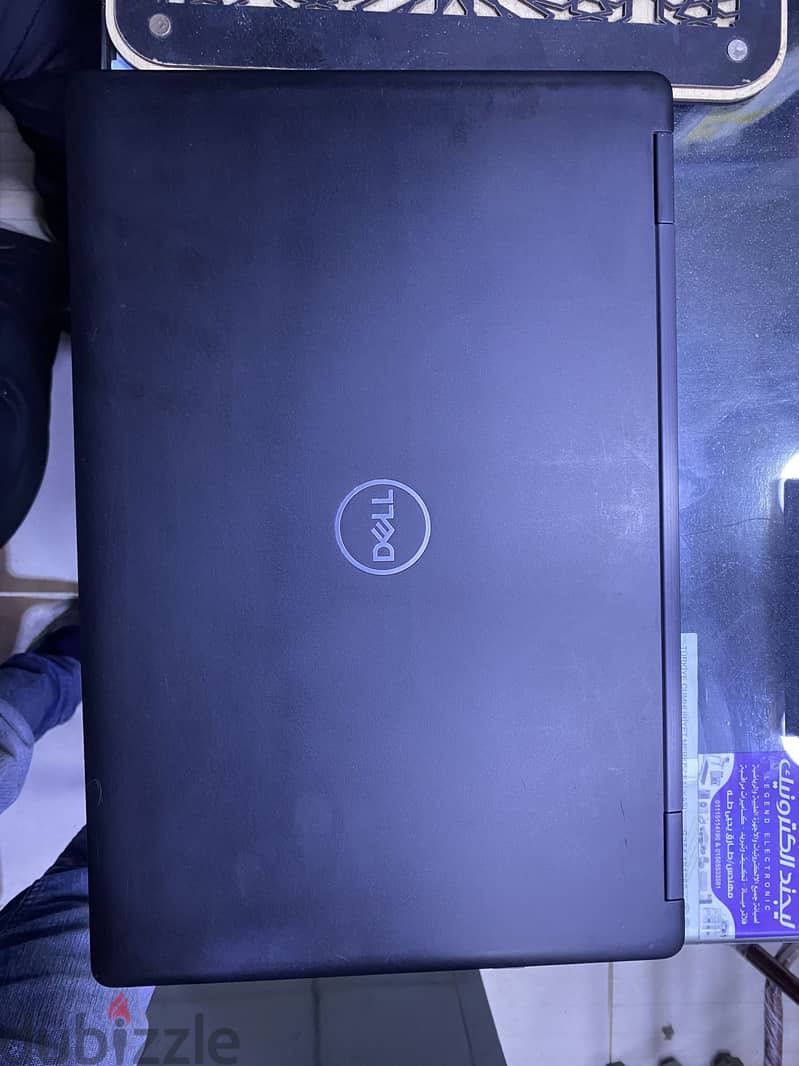 Dell latitude 5590 1
