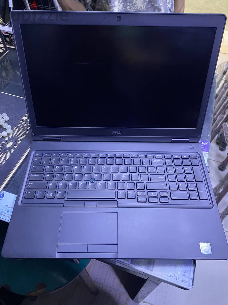 Dell latitude 5590 2