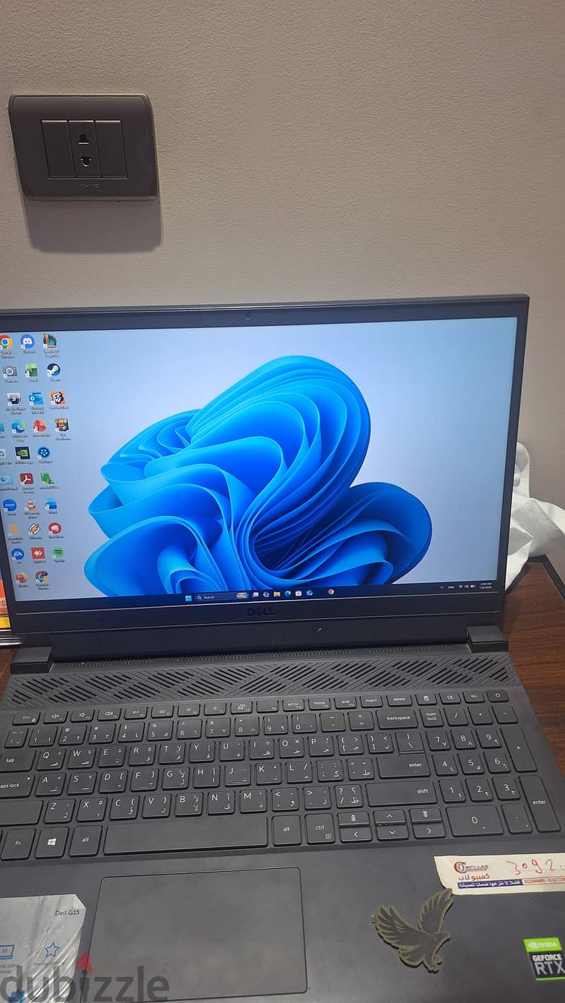 laptop DELL G15 1
