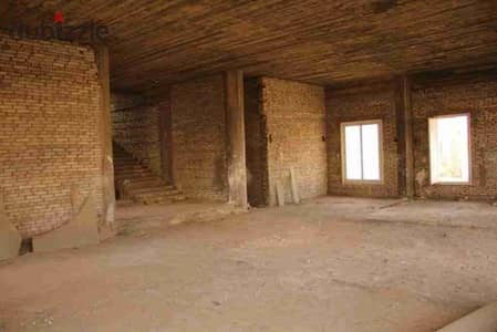 A spacious villa for sale in Maxim Compound, Fifth Settlement – prime location, semi-finished