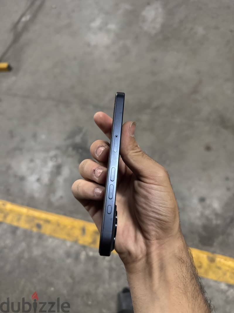 Iphone 15 pro 2sim 1