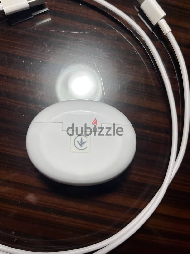 Huawei FreeBuds 4i – Excellent Condition 2