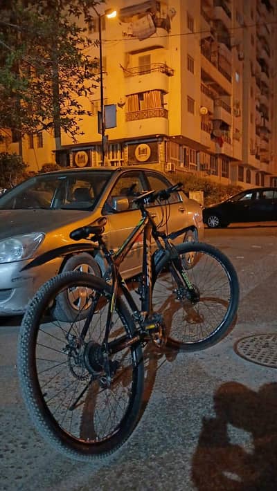 للبيع عجلة زووم ماونتين مقاس 29