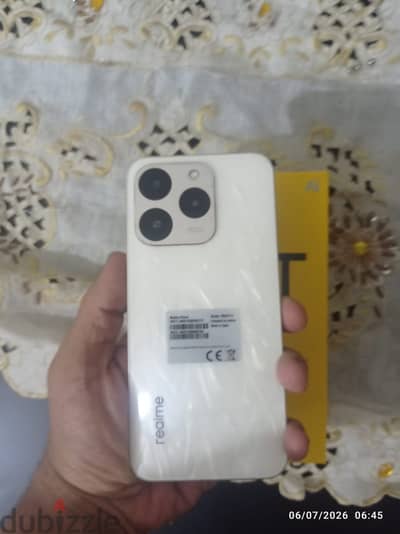 Realme 15t 5g 256g 8 ram