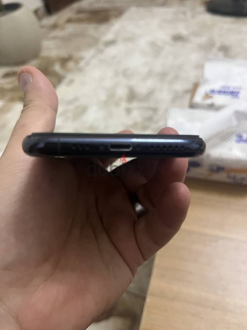 Apple - iPhone 11 Pro 2