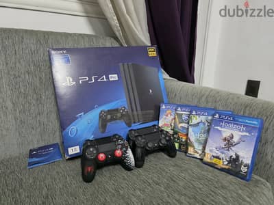 بلايستيشن 4 برو (PS4 Pro 1TB) كسر زيرو بالكرتونة + 4 ألعاب و3 دراعات