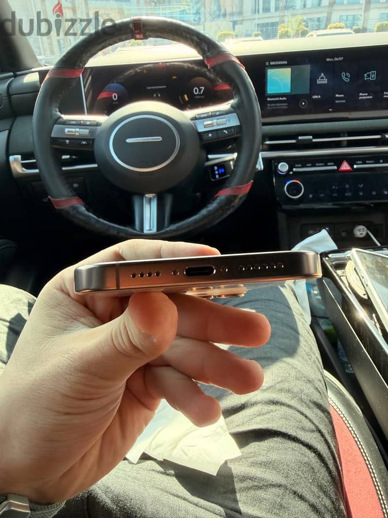 Apple - iPhone 16 Pro Max 5