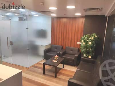 مكتب إداري فاخر للإيجار مفروش بالكامل في 3 Skies Plaza بالتجمع الخامس – جاهز للتشغيل – تكييف مركزي – تقسيم احترافي – بجوار أمريكانا بلازا وعلى شارع ال
