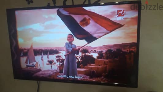 شاشه تونادو 43 عاديه بحالة الجديد