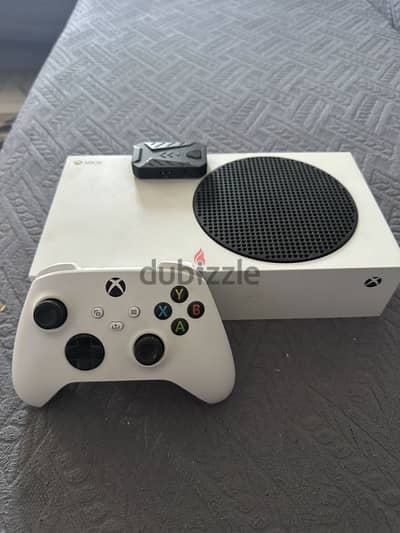 Xbox series s with controller