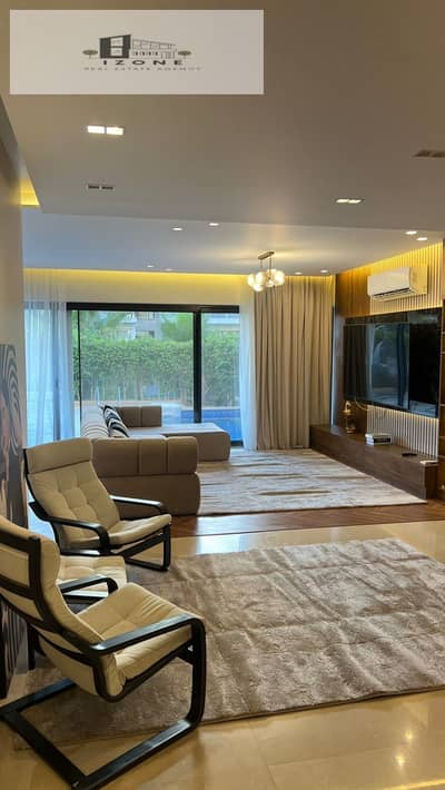 شقة مفروشة بالكامل بحديقة وحمام سباحة خاص للإيجار في Lake View القاهرة الجديدة 191م 3 غرف نوم 2 حمام