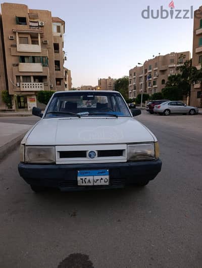 فيات شاهين 1993 للبيع التجمع الاول