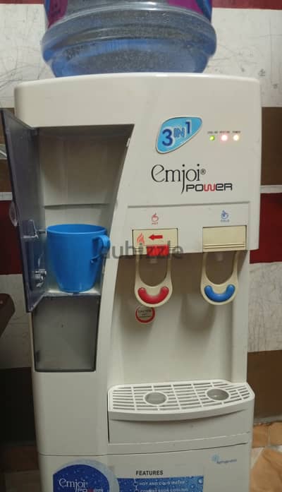 مبرد مياة emjoi 3in1 باور 2 حنفية بارد وسخن بحالة ممتازة