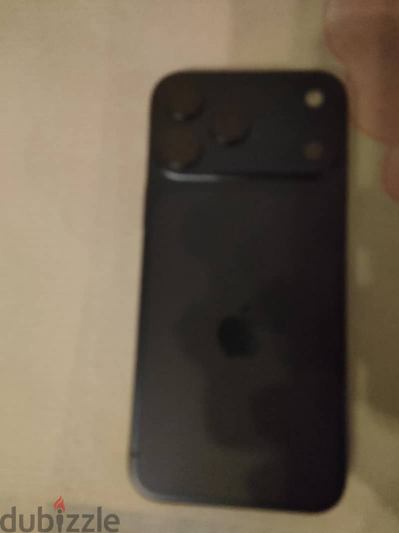 Apple - iPhone 17 Pro Max 4